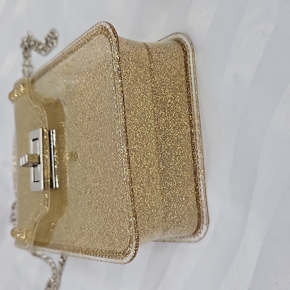 SPARKLE GOLD PLASTIC HANDBAG -GOLD SPARLE WITH SILVER CHAIN STRAP - Picture 7 of 8